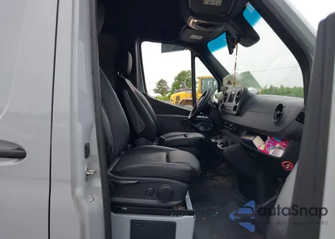 2023 Mercedes-Benz Sprinter 2500 High Roof 4-Cyl Gas from USA, damaged, VIN W1Y40CHY5PT158433